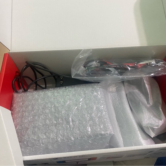 Nintendo switch - Picture 3 of 5